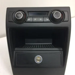 Aircondition Control Unit rear. 64119215515 64 11 9 215 515 9215515 | Alennus