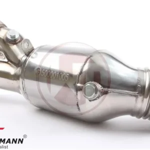 Wagner Tuning downpipe ilman katalysaattoria, vain kilpakäyttöön (huomioi, että paketti kytkee keltaisen moottorivalon päälle, mikä ei vaikuta suorituskykyyn, sen sammuttaminen edellyttää uudelleenohjelmointia). | Suosittu